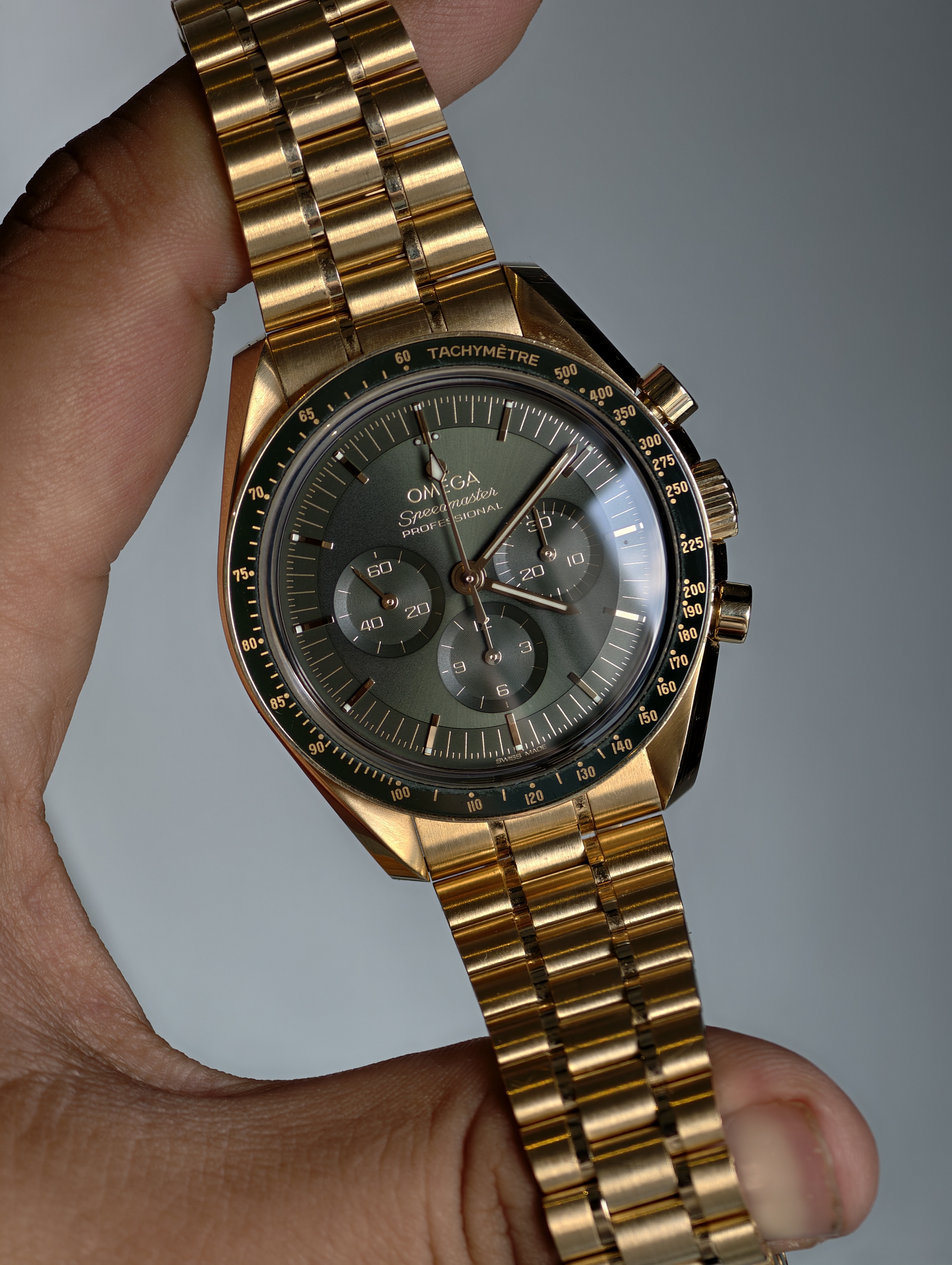 Omega  Speedmaster Professional