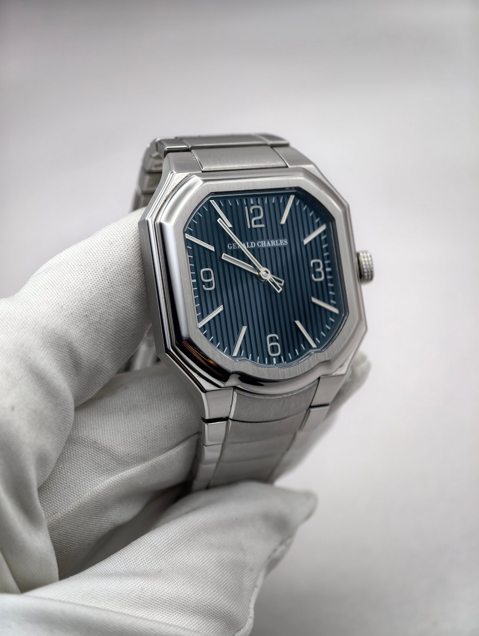 Gerald Charles  Masterlink blue